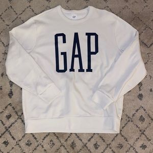 Men’s XL Gap crew neck